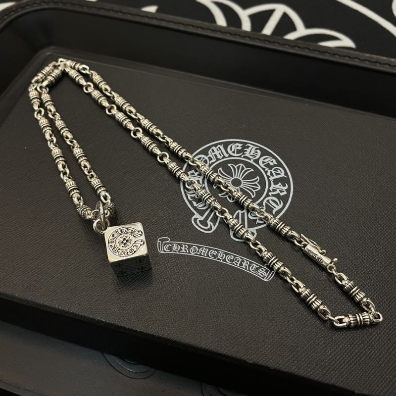Ch*0me He**ts necklaces